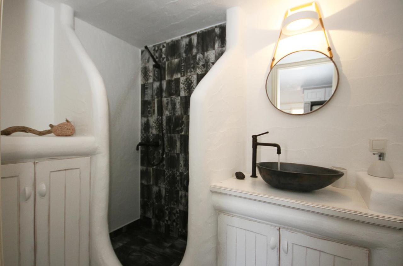 5 Traditional Suites Livadi  외부 사진