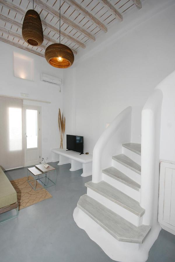 5 Traditional Suites Livadi  외부 사진