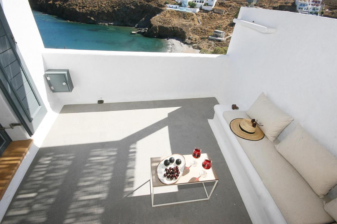 5 Traditional Suites Livadi  외부 사진