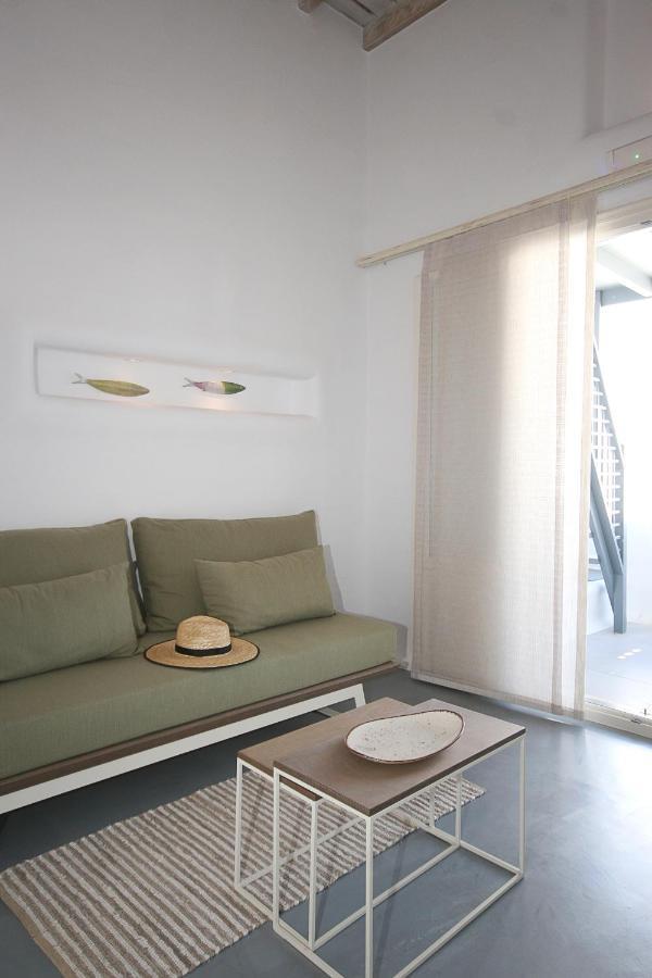 5 Traditional Suites Livadi  외부 사진