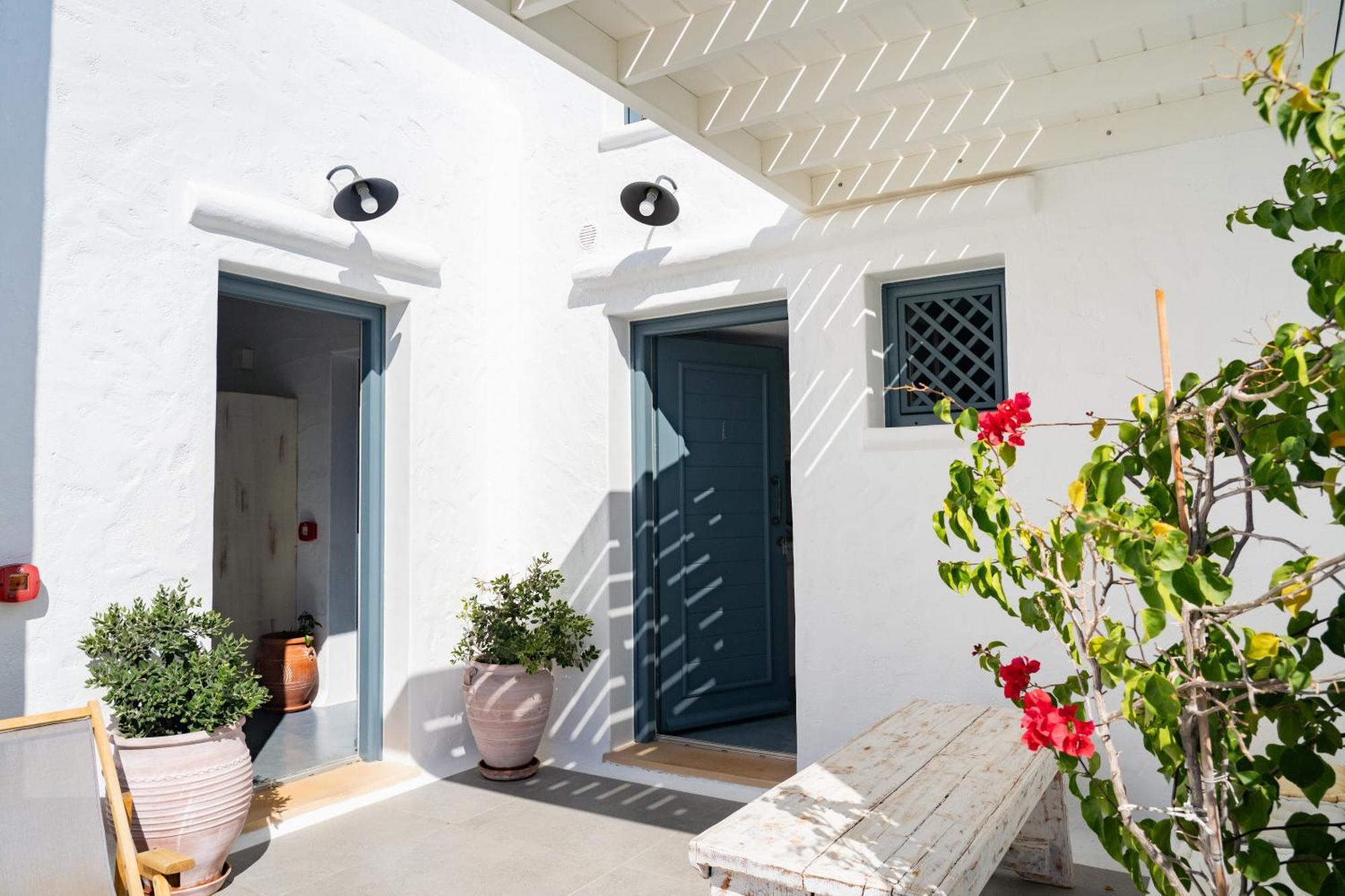 5 Traditional Suites Livadi  외부 사진
