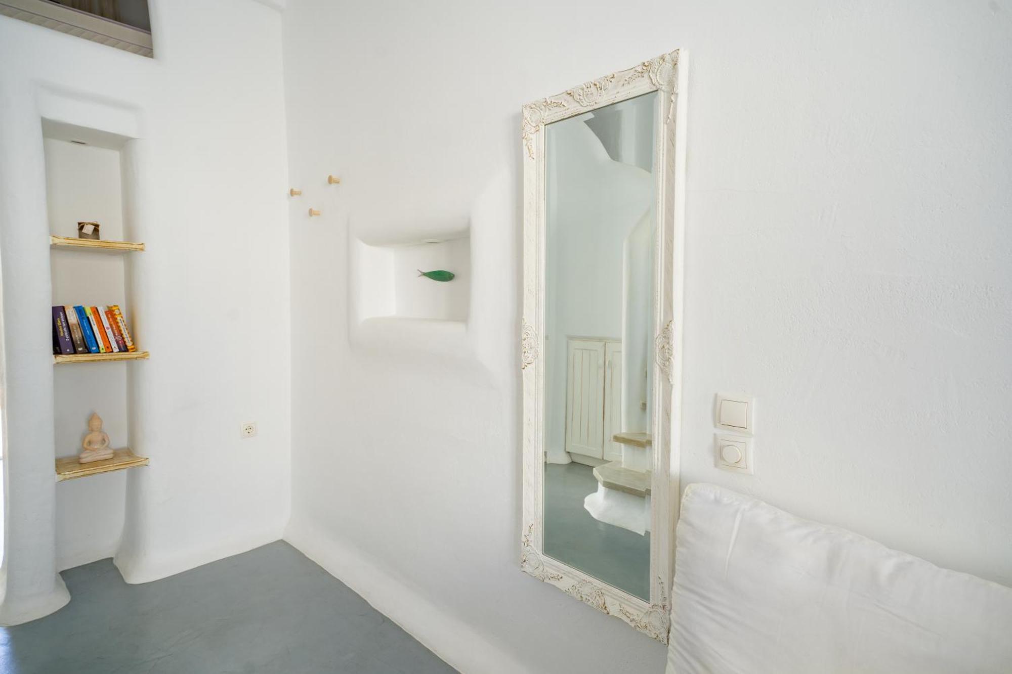 5 Traditional Suites Livadi  외부 사진
